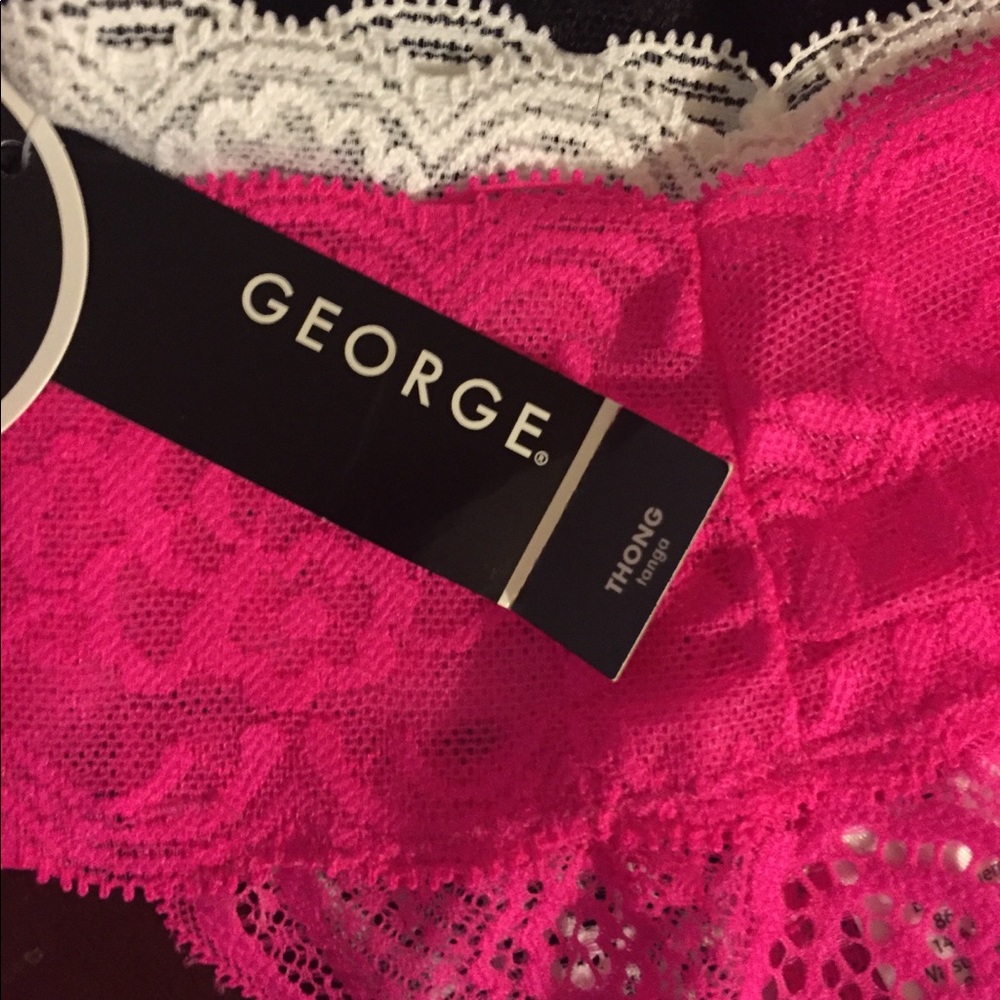 6 NWT laced thongs!